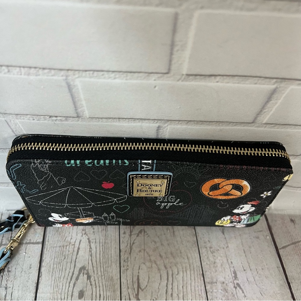 Dooney & Bourke Disney New York City 🥨 Large Zip Around Wristlet Wallet Mickey - Picture 7 of 16